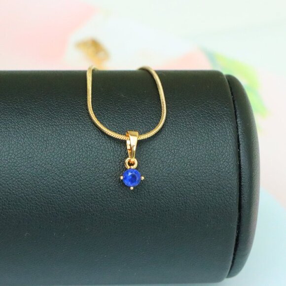 "Mini Round Blue Pendant in Rose Gold Setting with Delicate Design, XPPT1623 - Picture 13 of 13